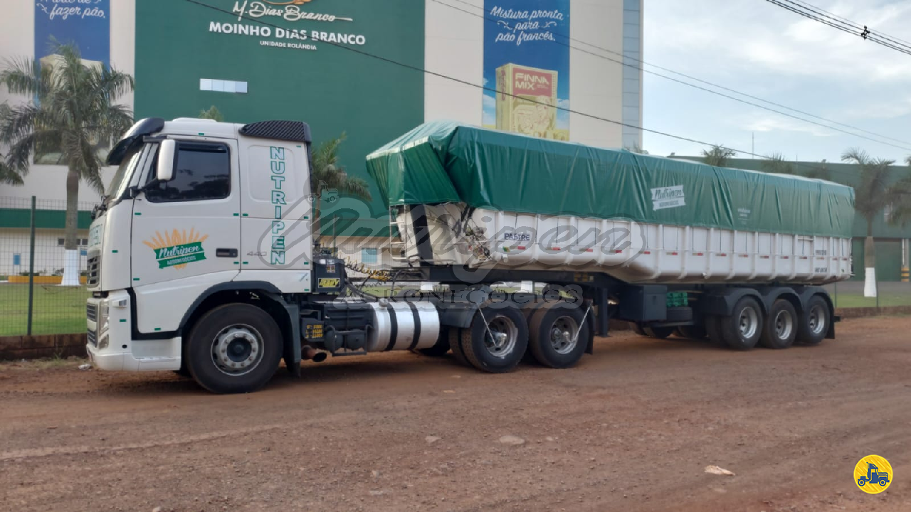 CARRETA SEMI-REBOQUE BASCULANTE Nutripen Transportes ROLANDIA PARANÁ PR